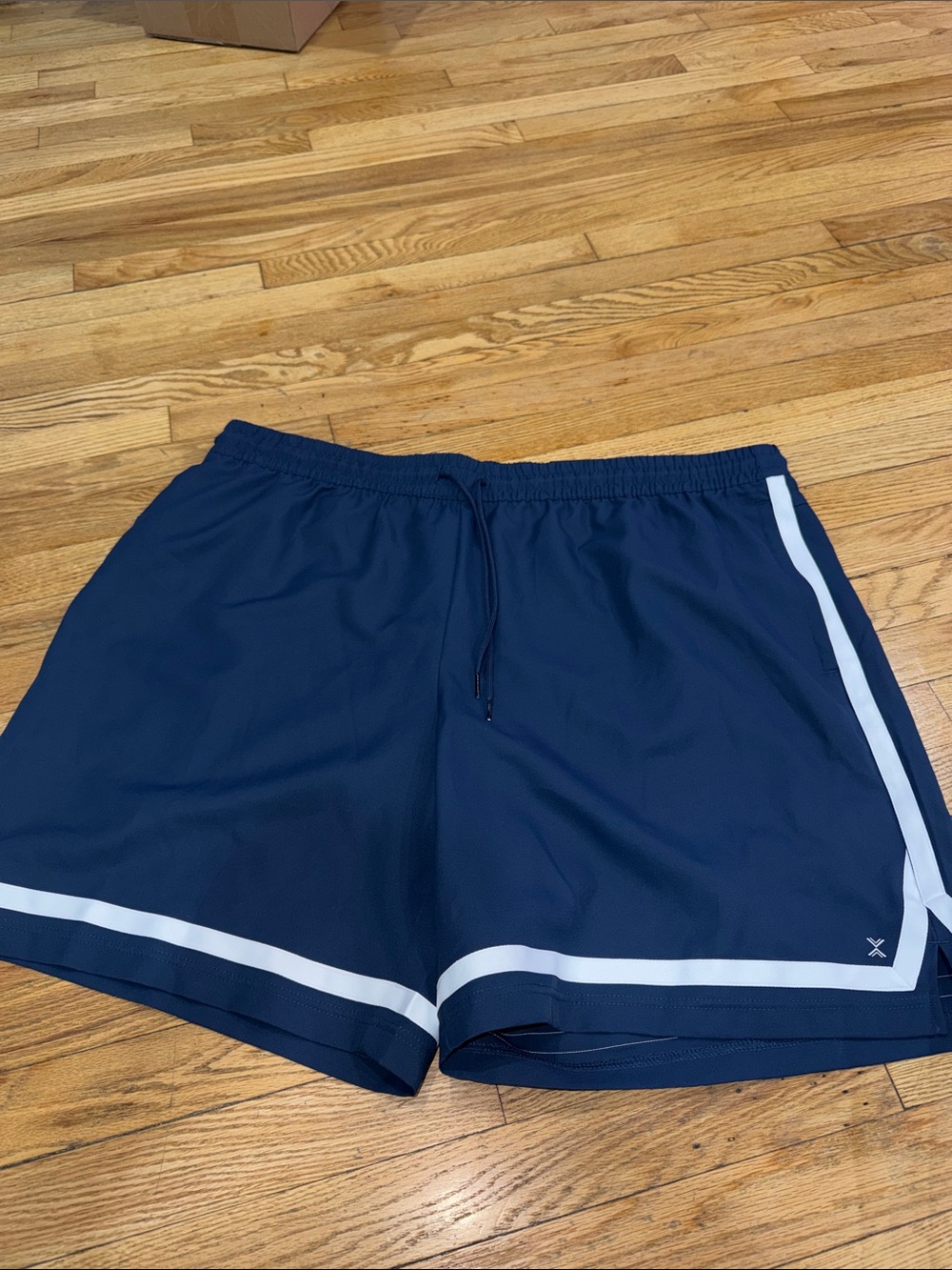 Xersion Navy Athletic Shorts with White Trim 3x